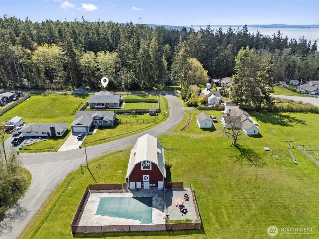355 E Bon Air Drive Coupeville WA 98239