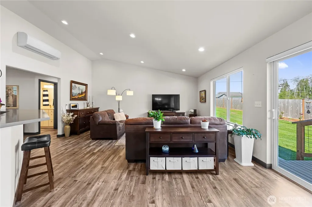 355 E Bon Air Drive Coupeville WA 98239