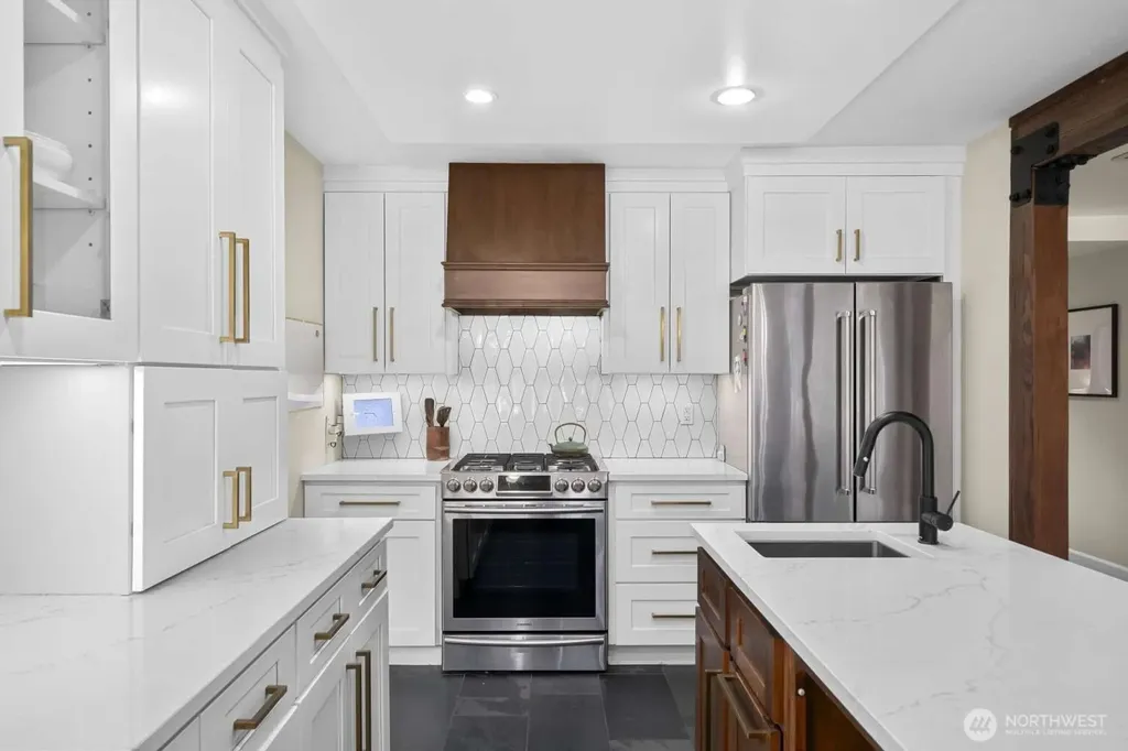 10040 Dekoven Drive SW Lakewood WA 98499