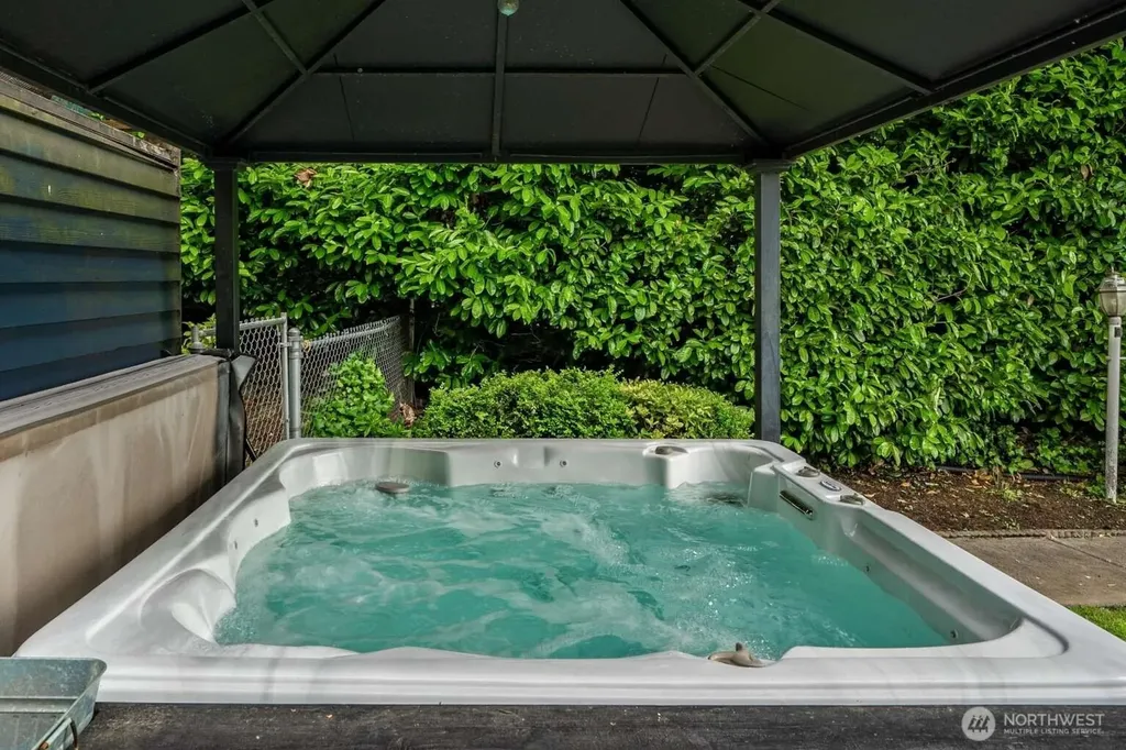 10040 Dekoven Drive SW Lakewood WA 98499