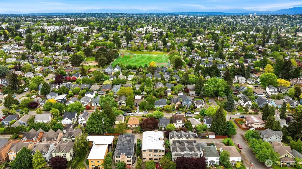 7518 24th Avenue NW Seattle WA 98117