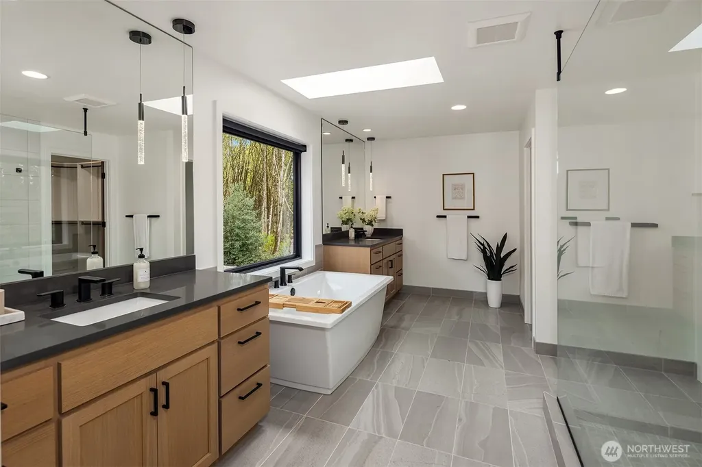 20300 166th Avenue NE Woodinville WA 98072