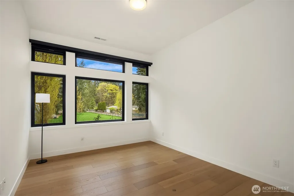 20300 166th Avenue NE Woodinville WA 98072