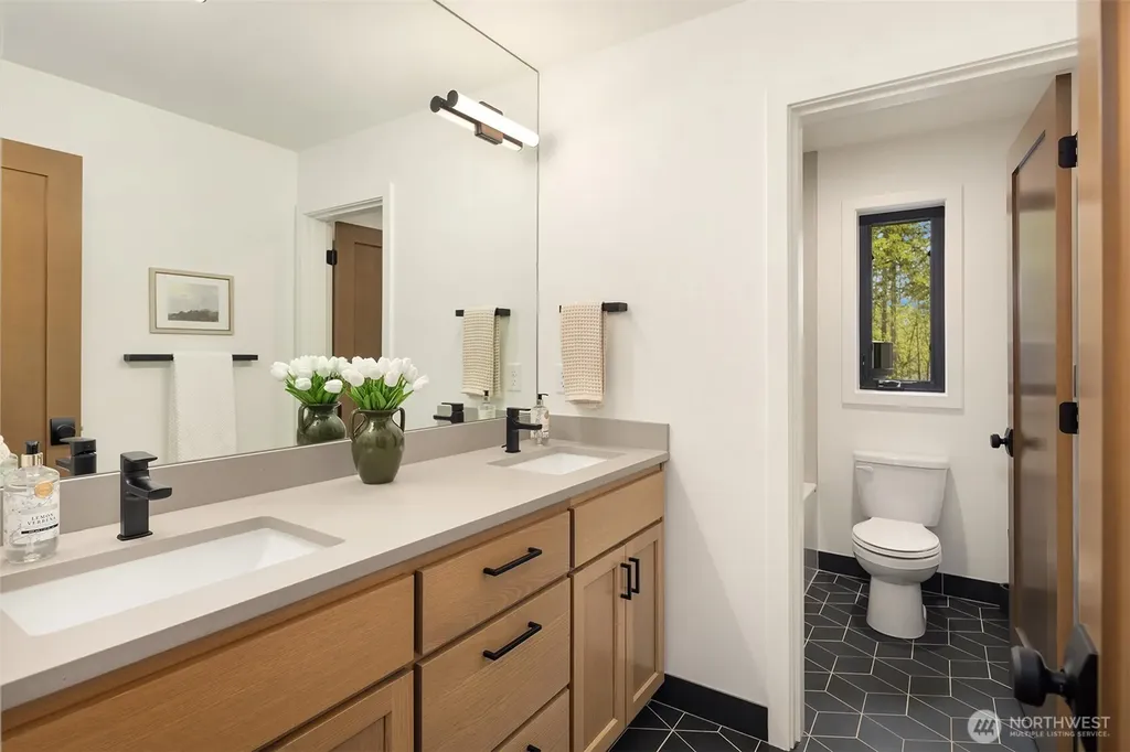 20300 166th Avenue NE Woodinville WA 98072