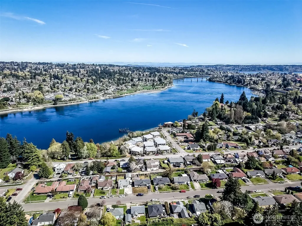 2505 -2507 N Wycoff Avenue Bremerton WA 98312