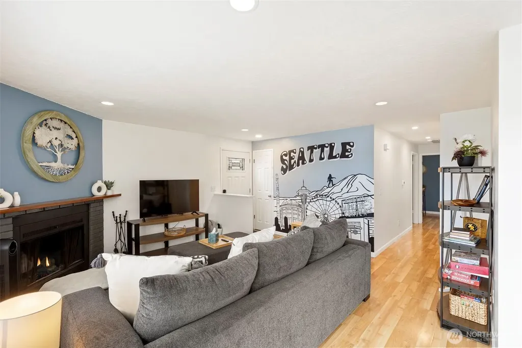 2505 -2507 N Wycoff Avenue Bremerton WA 98312