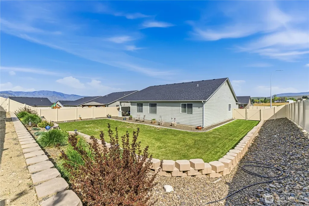 2164 Millwood Lane SE East Wenatchee WA 98802