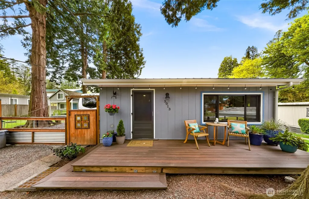 5013 Cedar Street Blaine WA 98230