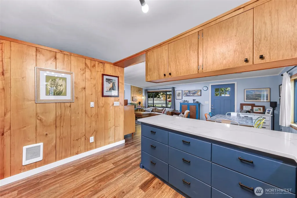 5013 Cedar Street Blaine WA 98230