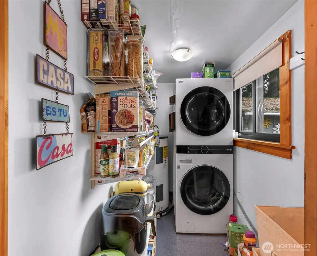 5013 Cedar Street Blaine WA 98230