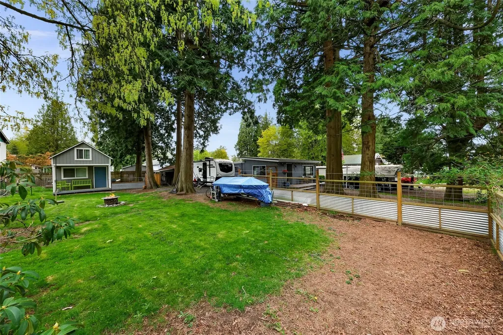 5013 Cedar Street Blaine WA 98230
