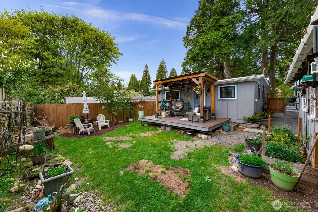5013 Cedar Street Blaine WA 98230