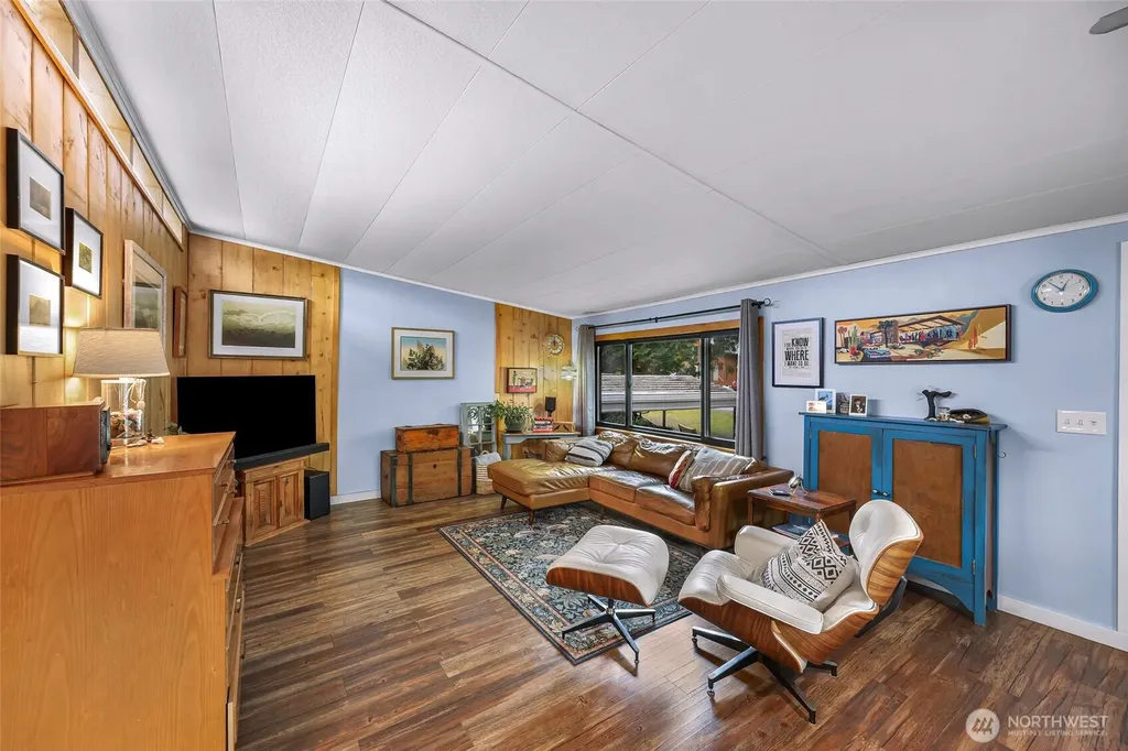 5013 Cedar Street Blaine WA 98230