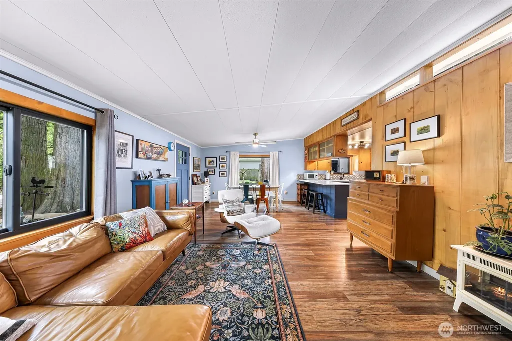 5013 Cedar Street Blaine WA 98230