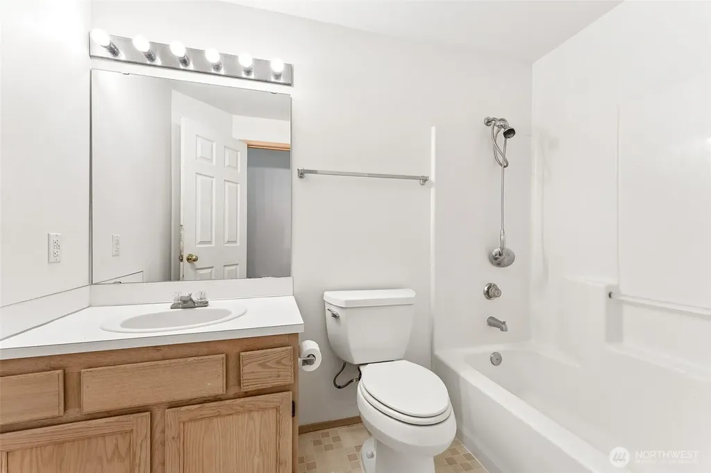 7516 Magnolia Court SE Lacey WA 98503