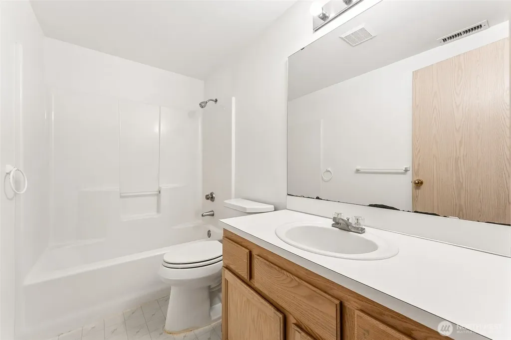 7516 Magnolia Court SE Lacey WA 98503