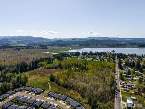 400 Hall Road Silverlake WA 98645