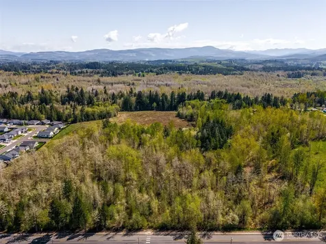 400 Hall Road Silverlake WA 98645