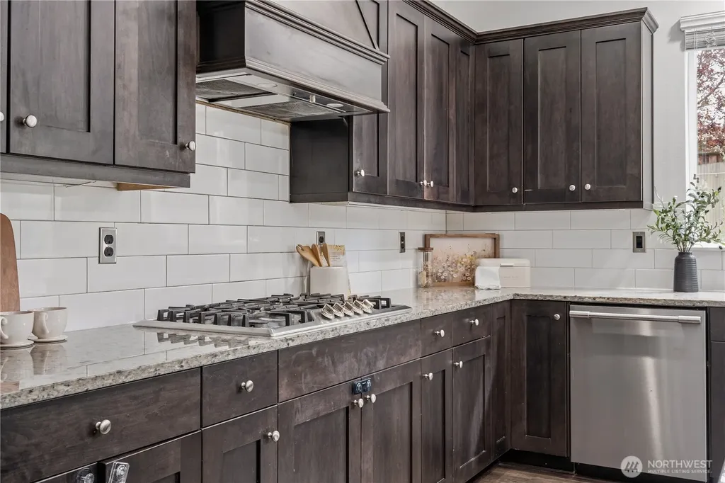 21113 46th Place W Lynnwood WA 98036