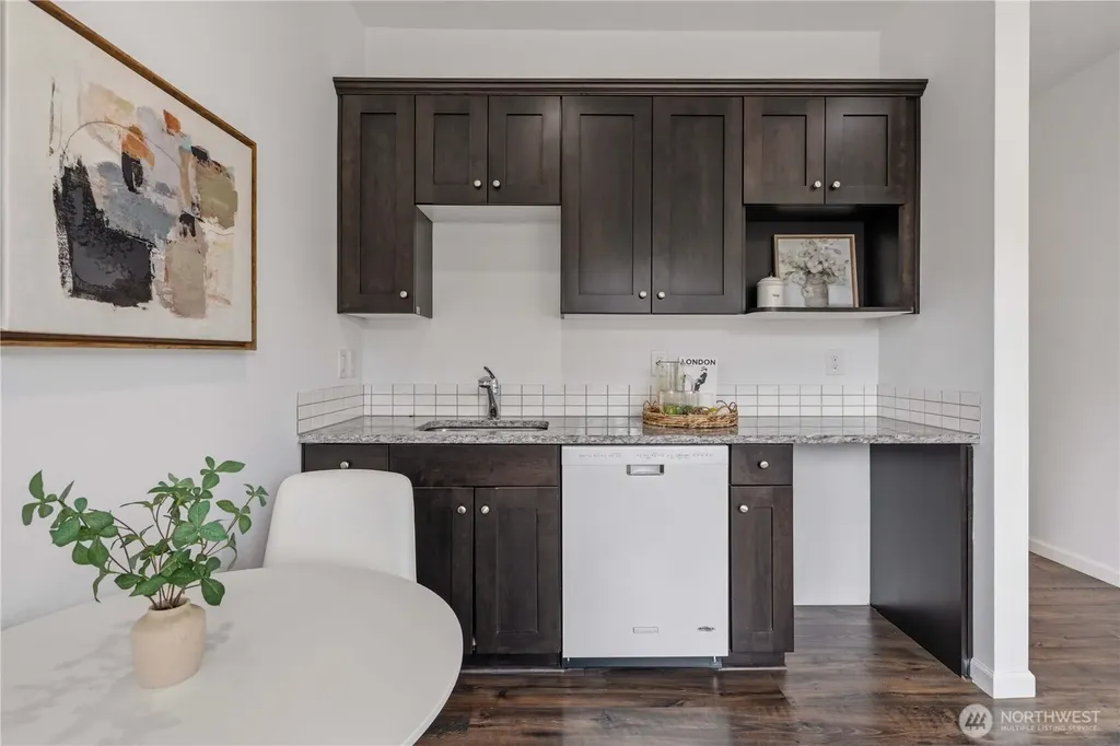 21113 46th Place W Lynnwood WA 98036