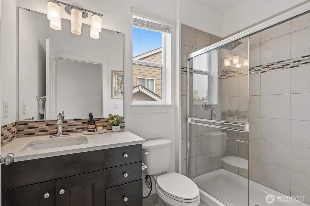 21113 46th Place W Lynnwood WA 98036