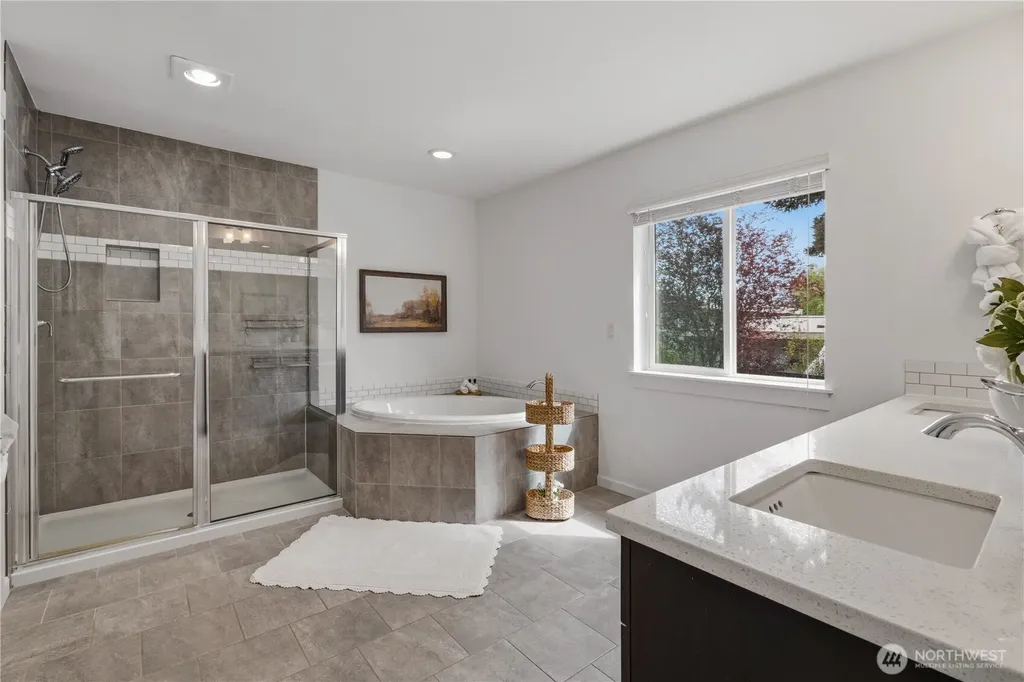 21113 46th Place W Lynnwood WA 98036