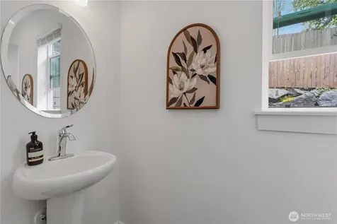 21113 46th Place W Lynnwood WA 98036