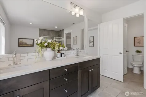 21113 46th Place W Lynnwood WA 98036