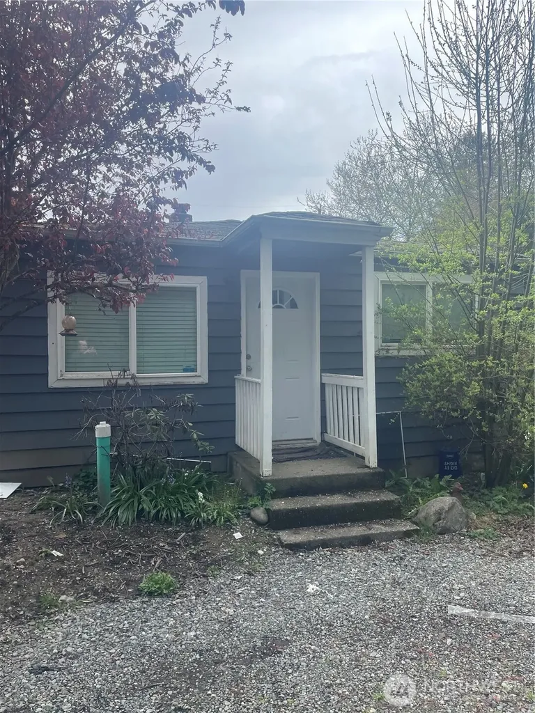 3101 S Walden Street Seattle WA 98144