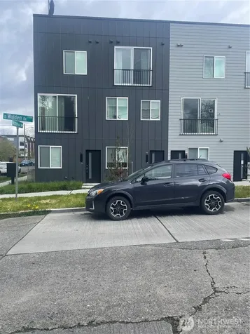 3101 S Walden Street Seattle WA 98144