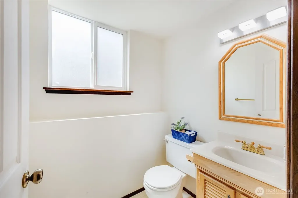 1710 Browns Point Boulevard Tacoma WA 98422