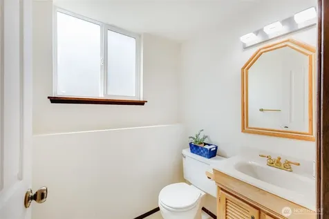 1710 Browns Point Boulevard Tacoma WA 98422
