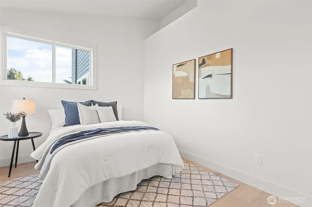 7350 22nd Avenue NW Seattle WA 98117