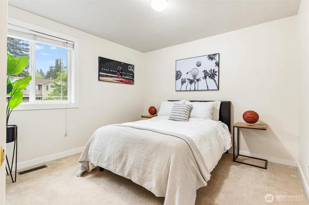 10825 158th Court NE Redmond WA 98052