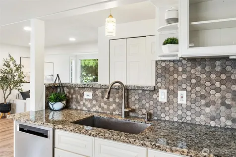 10825 158th Court NE Redmond WA 98052