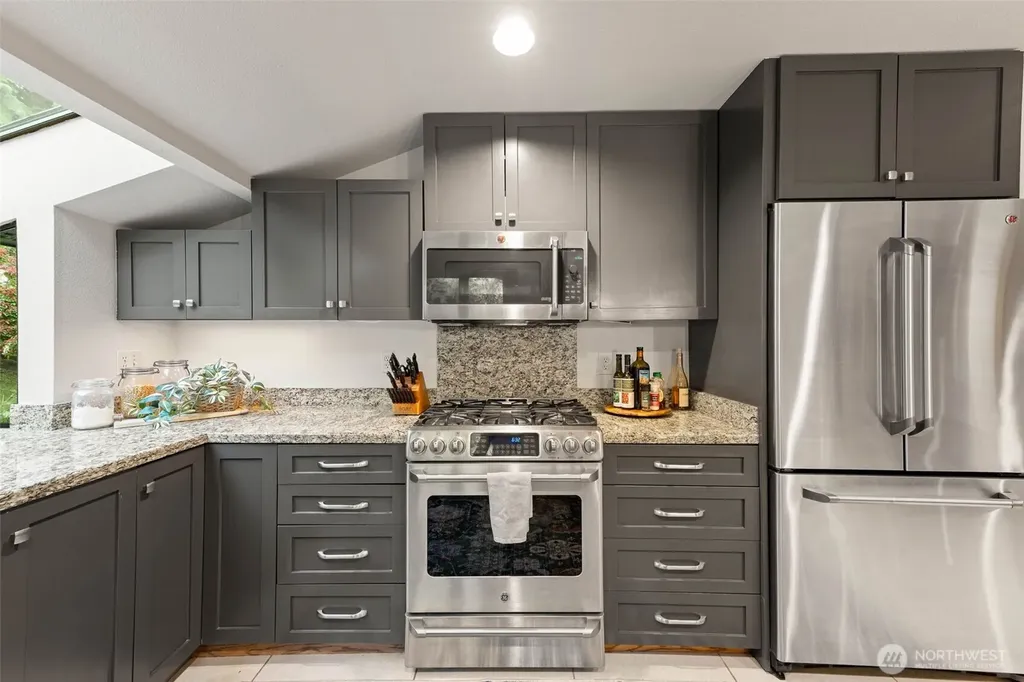 4205 64th Avenue NW Gig Harbor WA 98335