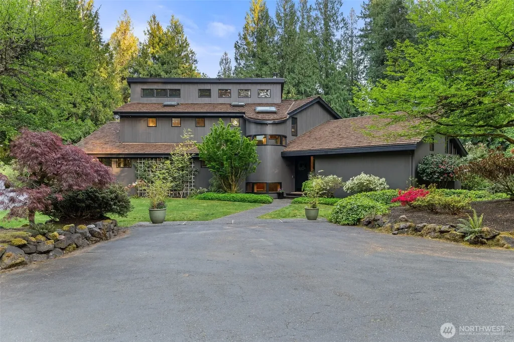 4205 64th Avenue NW Gig Harbor WA 98335