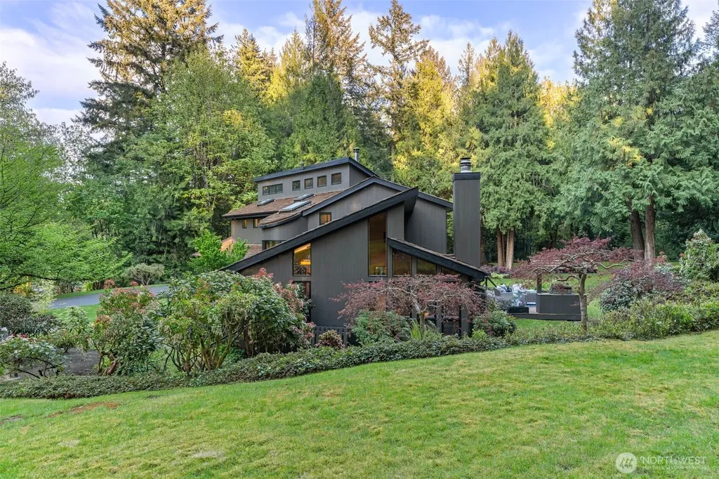 4205 64th Avenue NW Gig Harbor WA 98335
