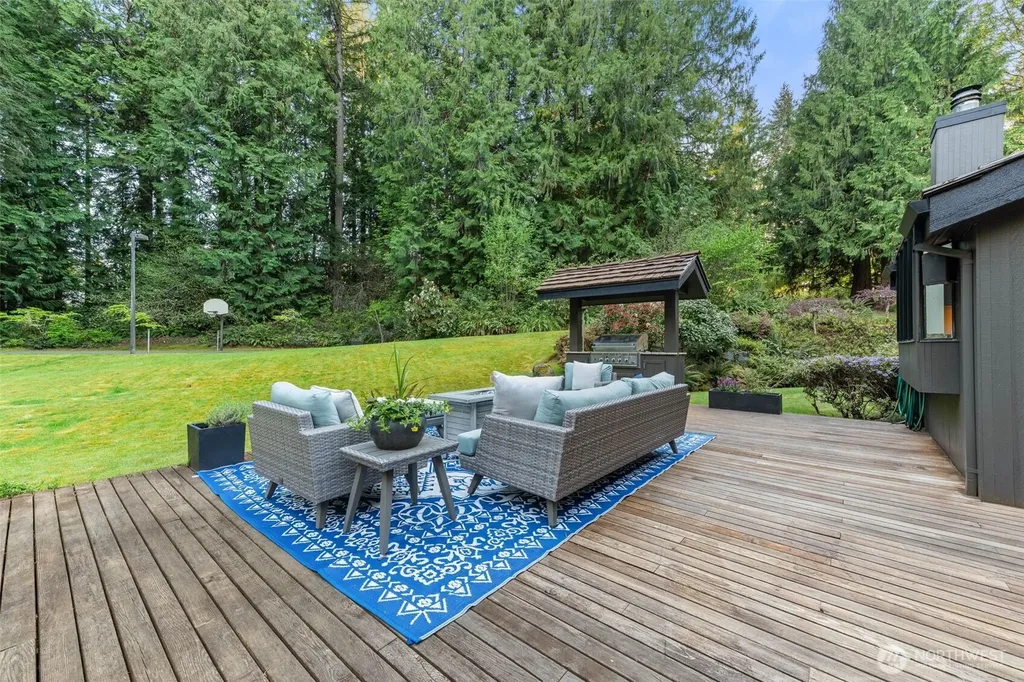 4205 64th Avenue NW Gig Harbor WA 98335
