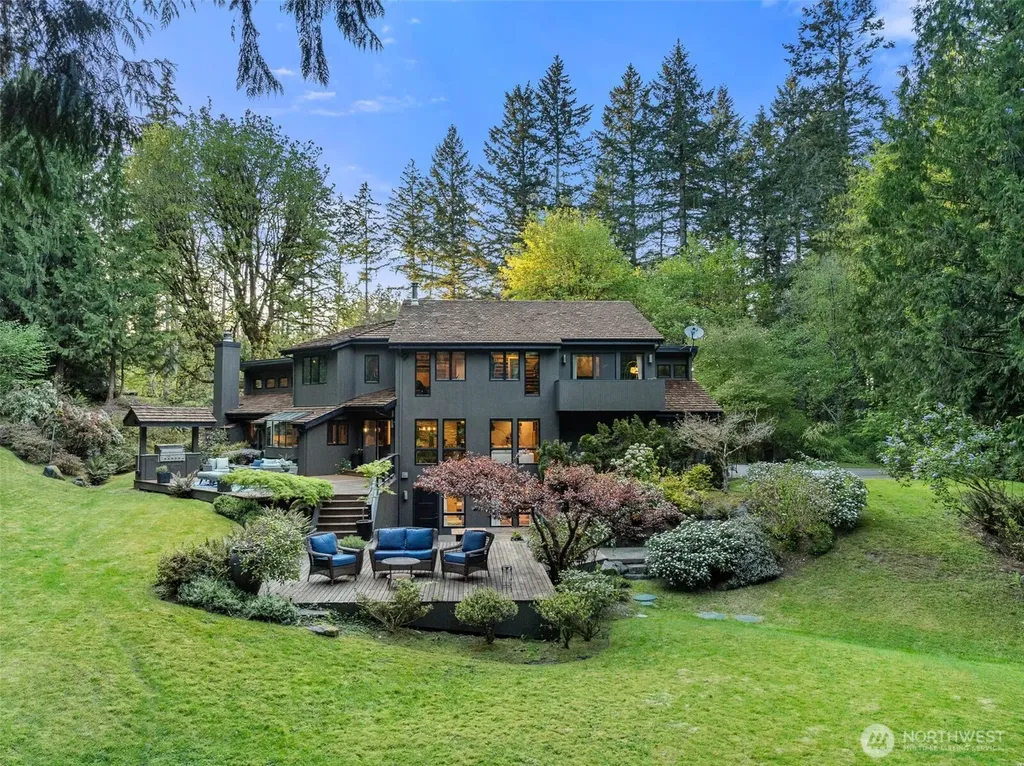 4205 64th Avenue NW Gig Harbor WA 98335