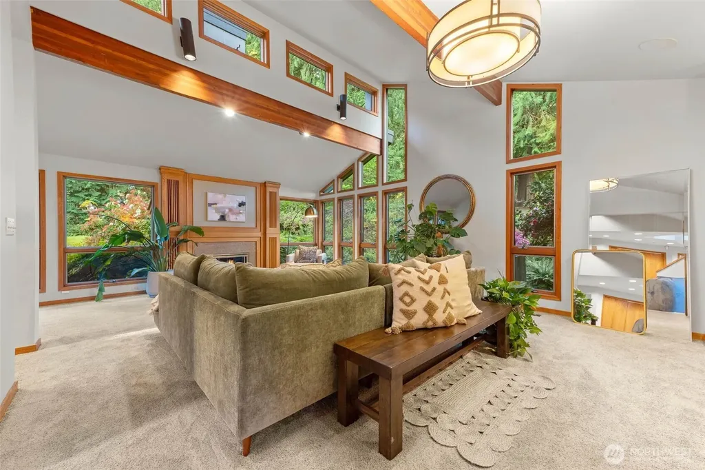 4205 64th Avenue NW Gig Harbor WA 98335