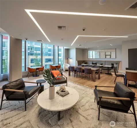 2510 6th Avenue Seattle WA 98121