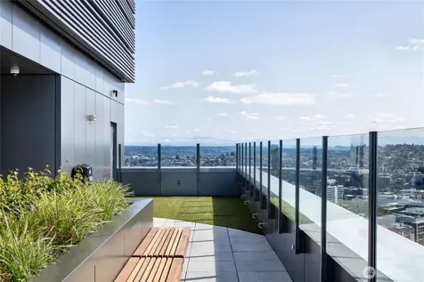 2510 6th Avenue Seattle WA 98121