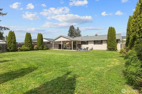 5218 90th Place NE Marysville WA 98270