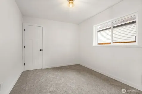 1802 Wright Avenue Tacoma WA 98404