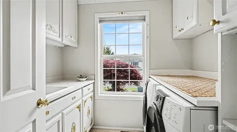 23144 NE 14th Court Sammamish WA 98074