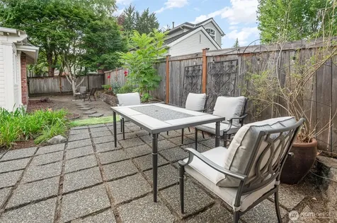 23144 NE 14th Court Sammamish WA 98074