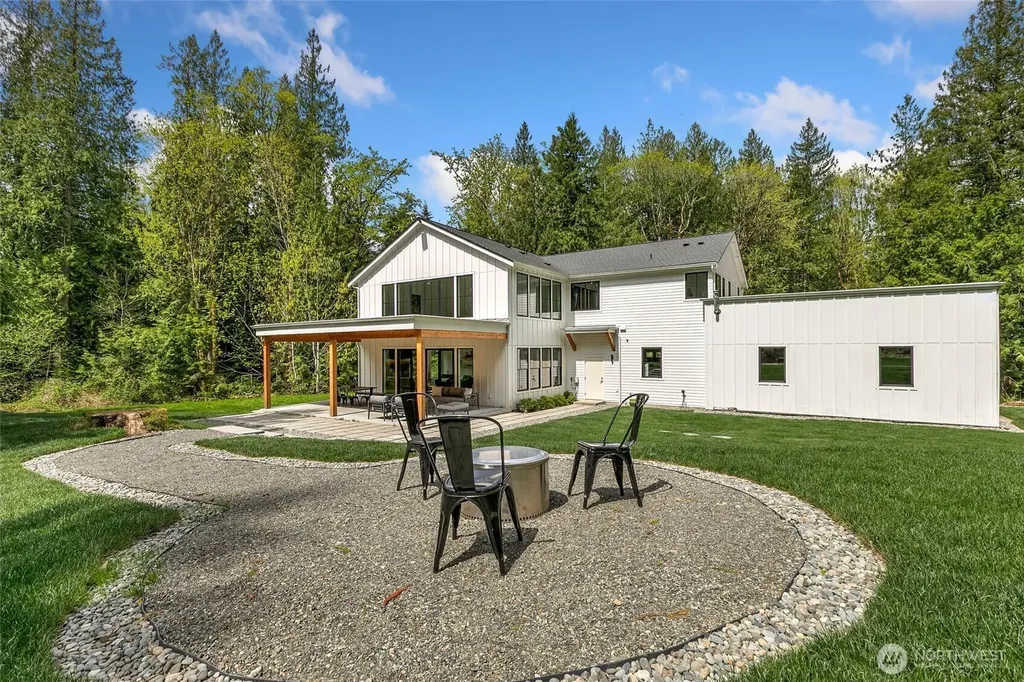 26237 SE Old Black Nugget Road Issaquah WA 98029