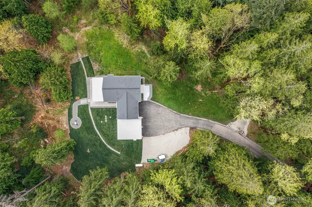 26237 SE Old Black Nugget Road Issaquah WA 98029