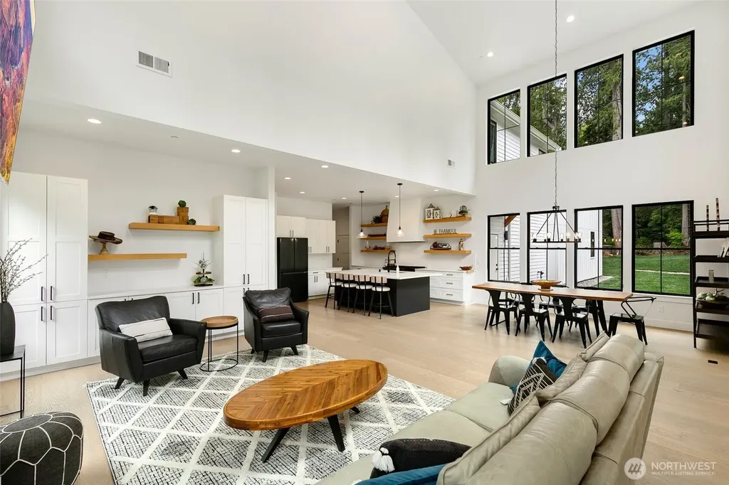 26237 SE Old Black Nugget Road Issaquah WA 98029